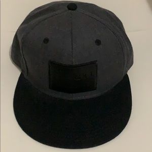 Gifted adjustable cap black and gray
